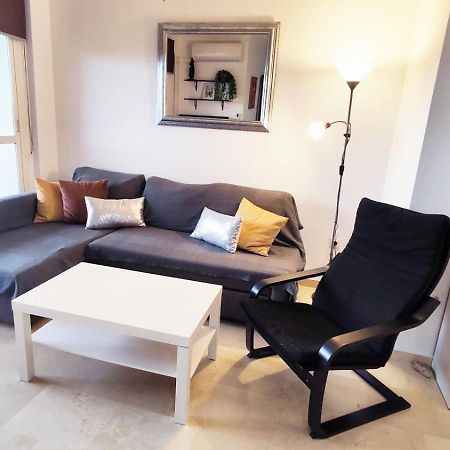 2Bdr Sunny Apartment With Pool And Private Parking In 베날마데나코스타 외부 사진