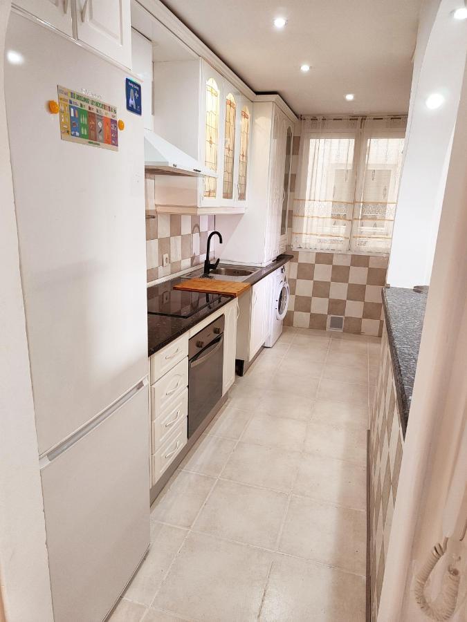 2Bdr Sunny Apartment With Pool And Private Parking In 베날마데나코스타 외부 사진