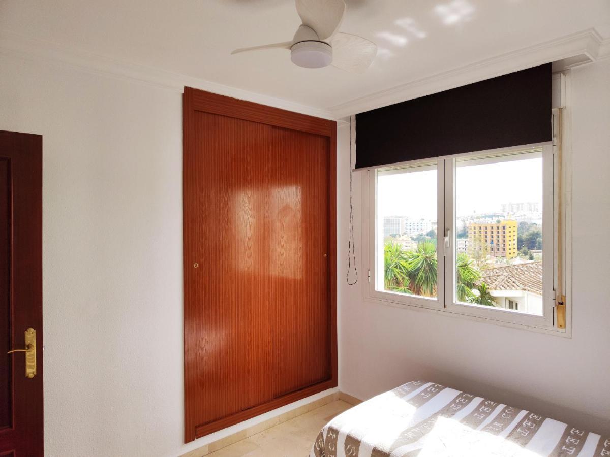 2Bdr Sunny Apartment With Pool And Private Parking In 베날마데나코스타 외부 사진