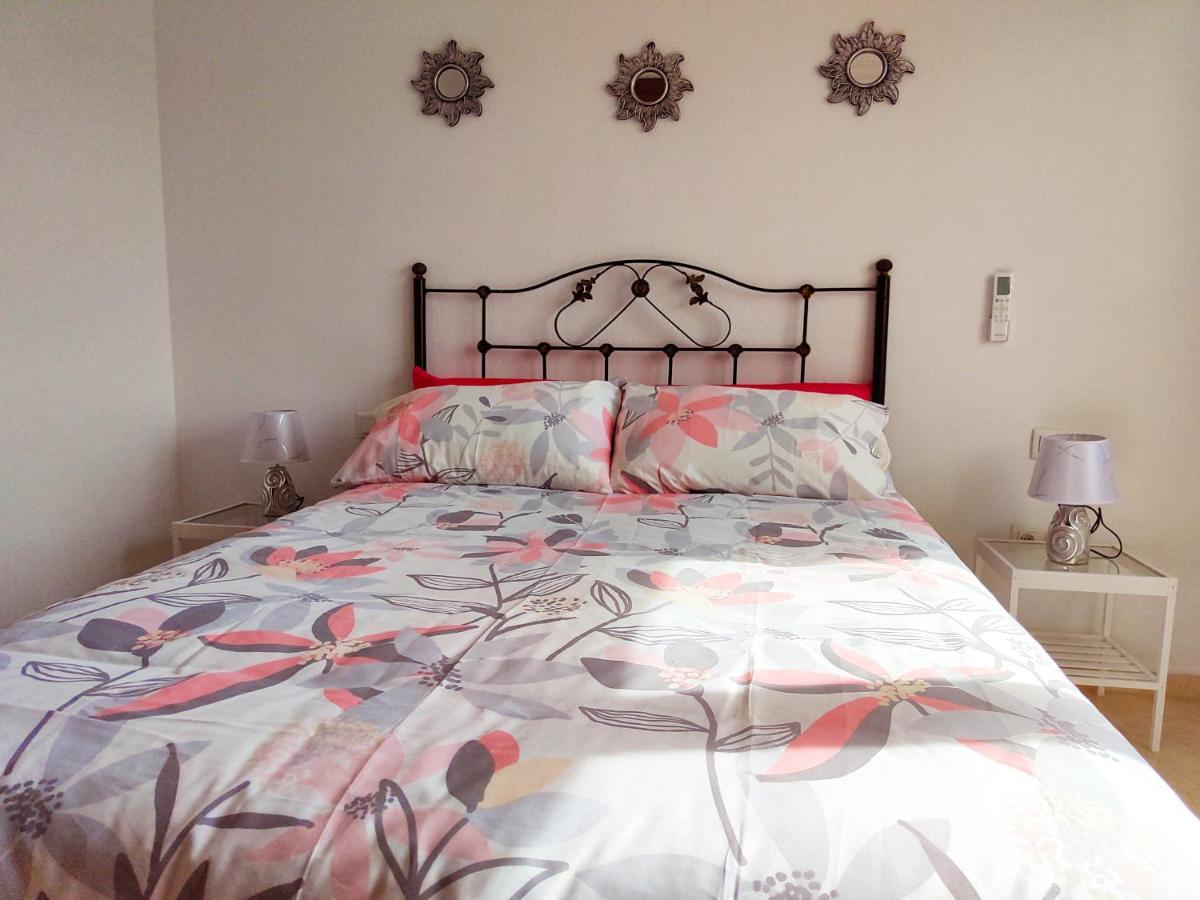 2Bdr Sunny Apartment With Pool And Private Parking In 베날마데나코스타 외부 사진