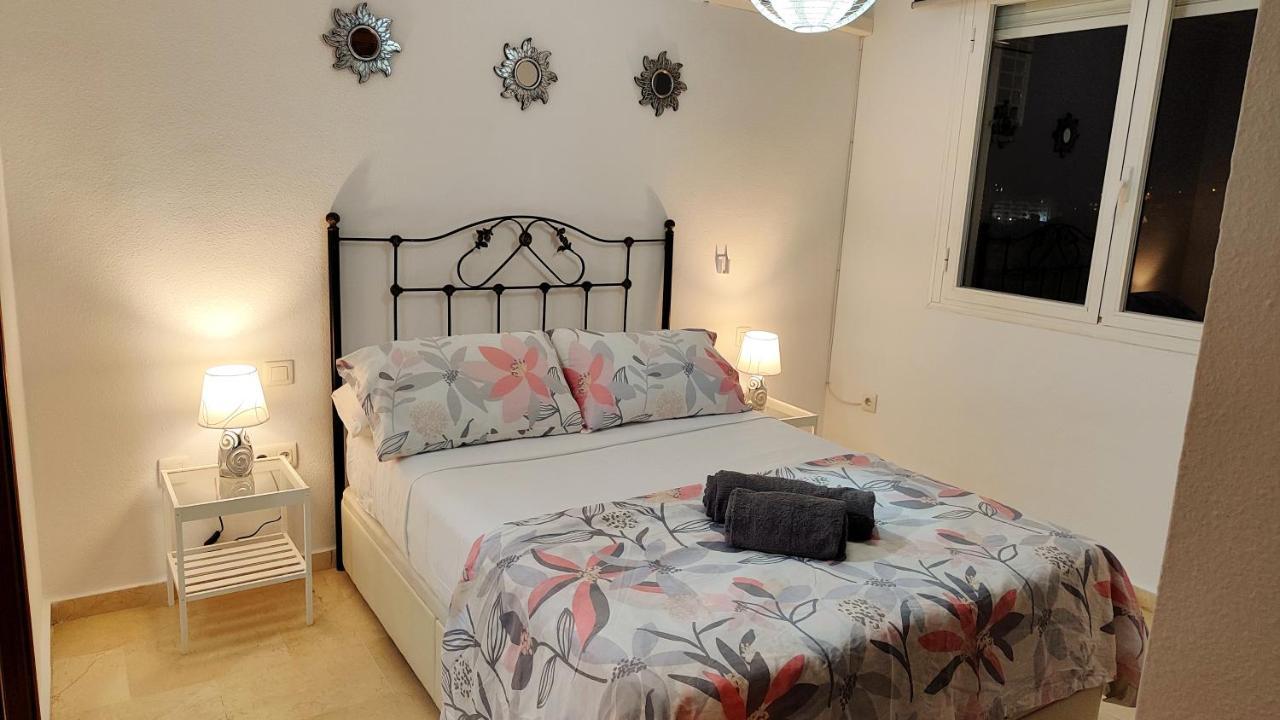 2Bdr Sunny Apartment With Pool And Private Parking In 베날마데나코스타 외부 사진